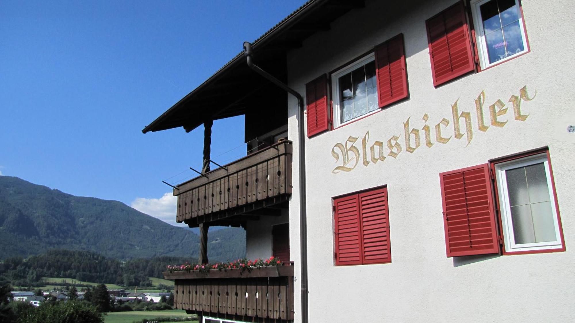 Blasbichler Appartments Brunico Exterior photo